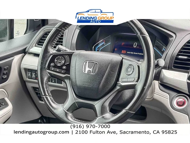 SEMINUEVOS HONDA Odyssey at Lending Group Auto in Sacramento