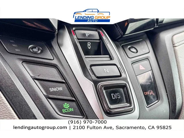 SEMINUEVOS HONDA Odyssey at Lending Group Auto in Sacramento
