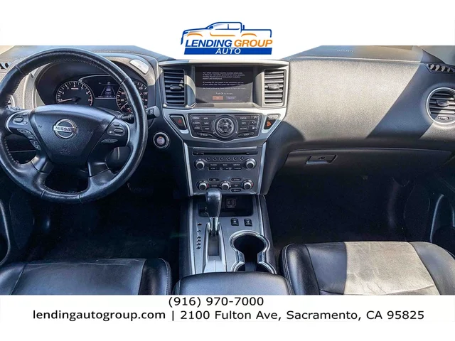 SEMINUEVOS NISSAN Pathfinder at Lending Group Auto in Sacramento