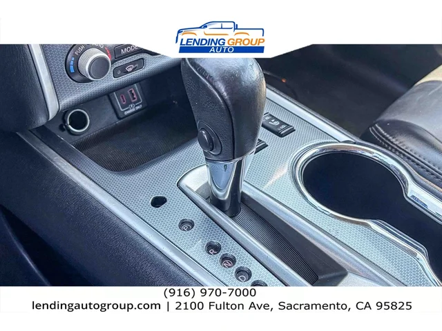 SEMINUEVOS NISSAN Pathfinder at Lending Group Auto in Sacramento