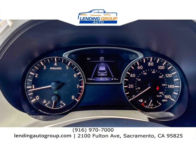 SEMINUEVOS NISSAN Pathfinder at Lending Group Auto in Sacramento