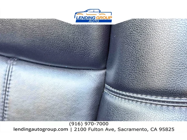 SEMINUEVOS NISSAN Pathfinder at Lending Group Auto in Sacramento