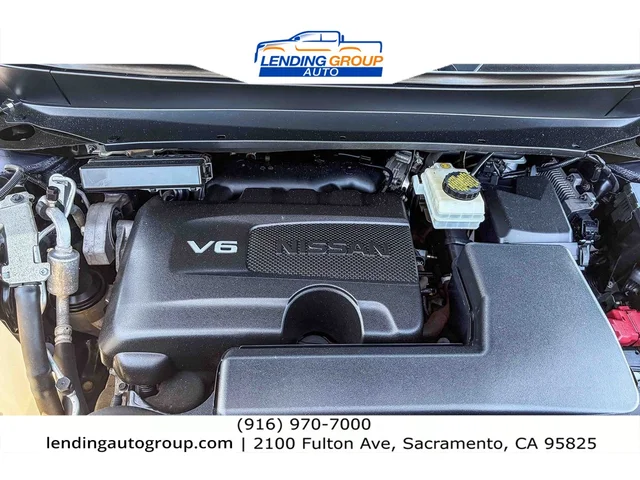 SEMINUEVOS NISSAN Pathfinder at Lending Group Auto in Sacramento