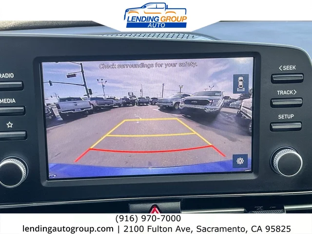SEMINUEVOS HYUNDAI Elantra at Lending Group Auto in Sacramento