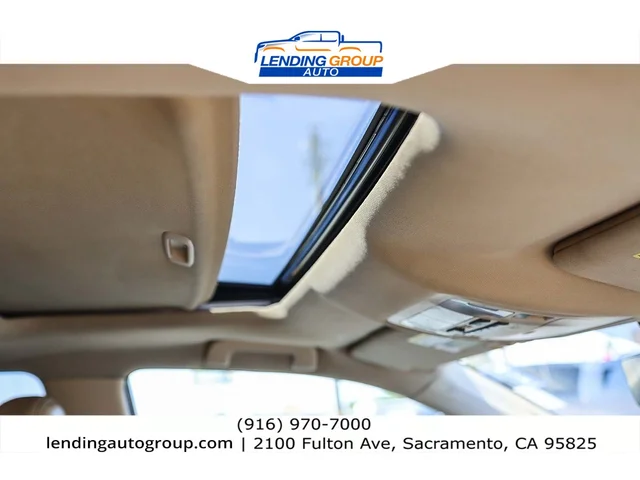 SEMINUEVOS TOYOTA Highlander at Lending Group Auto in Sacramento