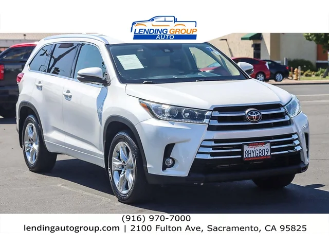 SEMINUEVOS TOYOTA Highlander at Lending Group Auto in Sacramento