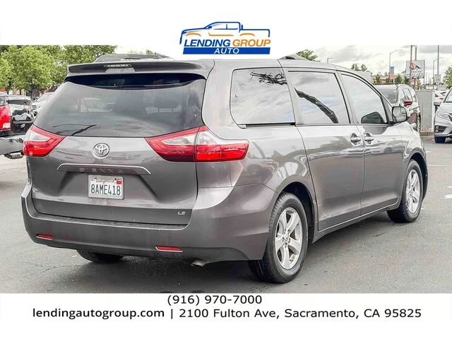 SEMINUEVOS TOYOTA Sienna at Lending Group Auto in Sacramento
