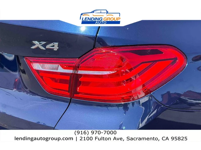 SEMINUEVOS BMW X4 at Lending Group Auto in Sacramento