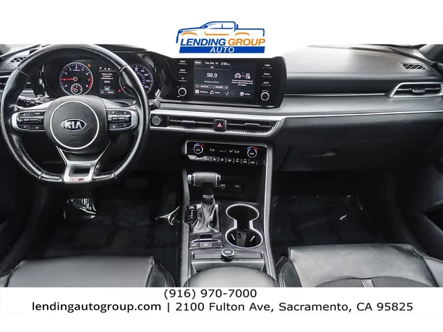 SEMINUEVOS KIA K5 at Lending Group Auto in Sacramento