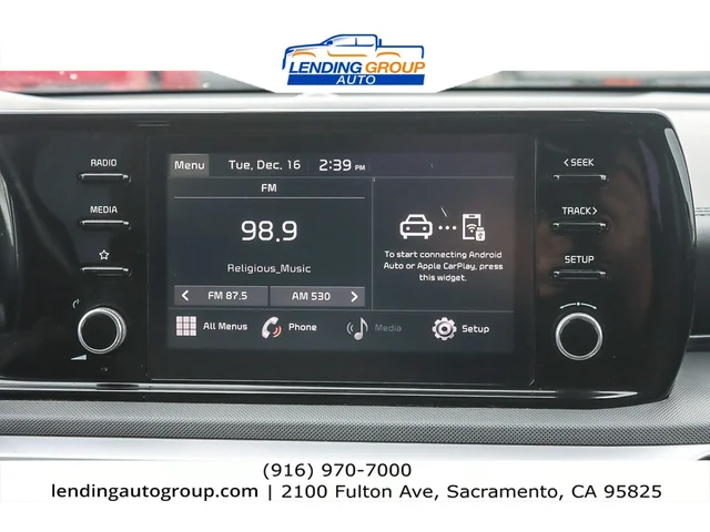 SEMINUEVOS KIA K5 at Lending Group Auto in Sacramento