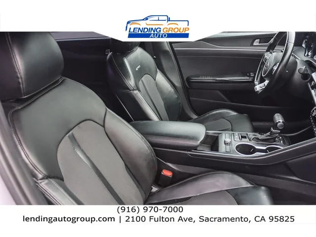 SEMINUEVOS KIA K5 at Lending Group Auto in Sacramento