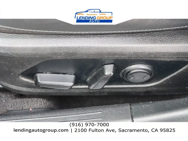 SEMINUEVOS KIA K5 at Lending Group Auto in Sacramento