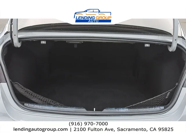 SEMINUEVOS KIA K5 at Lending Group Auto in Sacramento