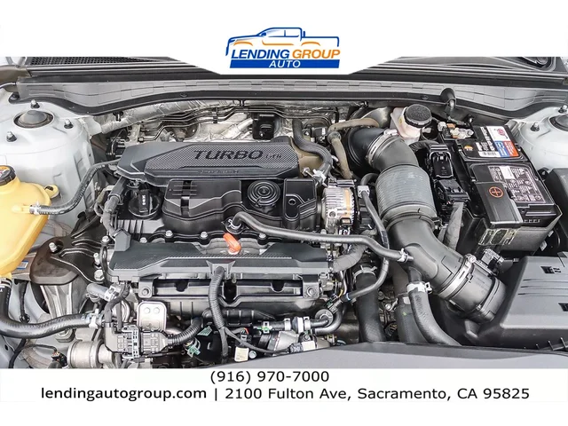 SEMINUEVOS KIA K5 at Lending Group Auto in Sacramento