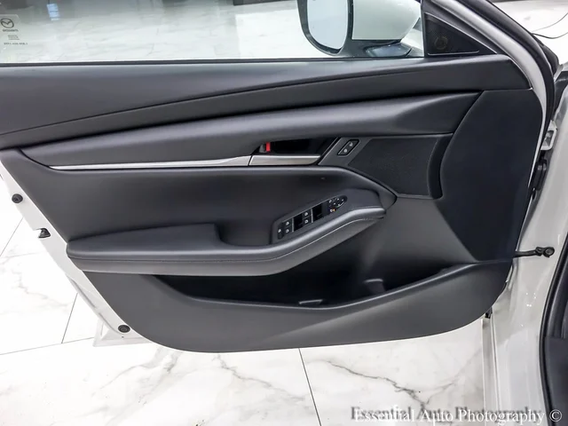 SEMINUEVOS MAZDA Mazda3 Sedan a Estados en autogozo