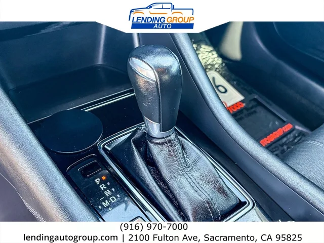 SEMINUEVOS MAZDA Mazda6 at Lending Group Auto in Sacramento