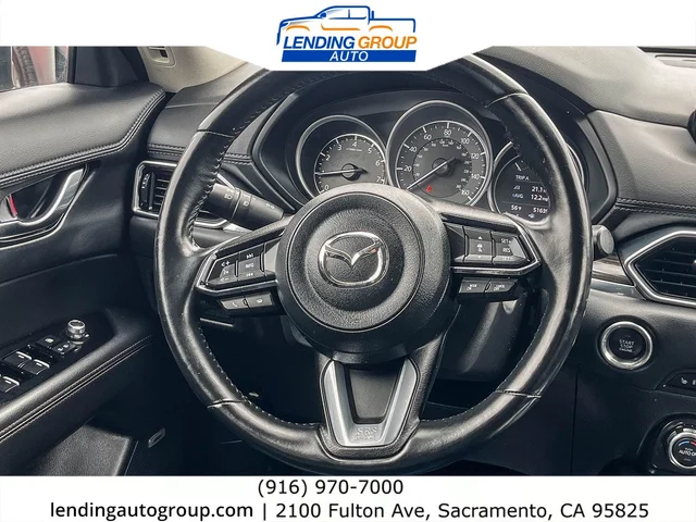 SEMINUEVOS MAZDA CX-5 at Lending Group Auto in Sacramento