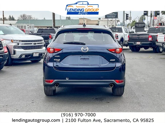 SEMINUEVOS MAZDA CX-5 at Lending Group Auto in Sacramento