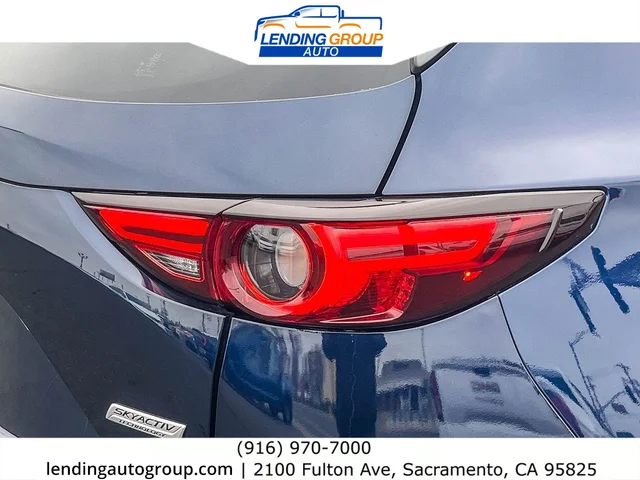 SEMINUEVOS MAZDA CX-5 at Lending Group Auto in Sacramento
