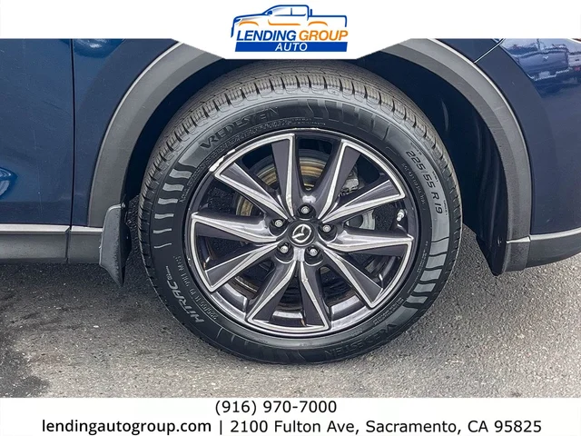 SEMINUEVOS MAZDA CX-5 at Lending Group Auto in Sacramento