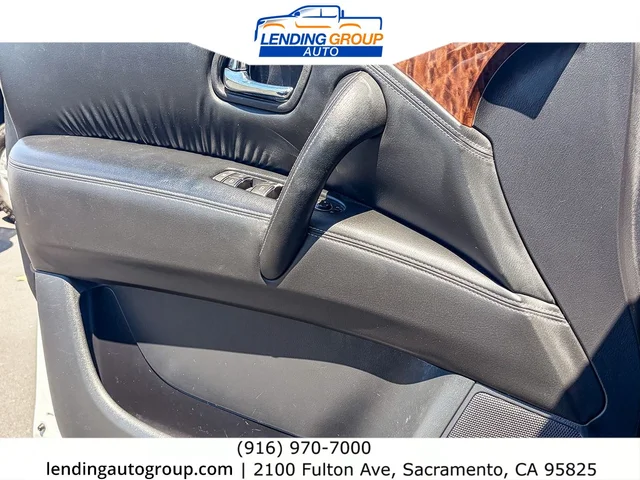 SEMINUEVOS NISSAN Armada at Lending Group Auto in Sacramento