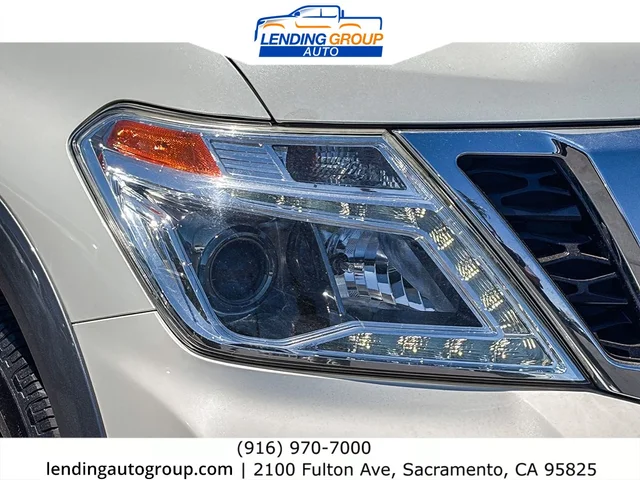 SEMINUEVOS NISSAN Armada at Lending Group Auto in Sacramento