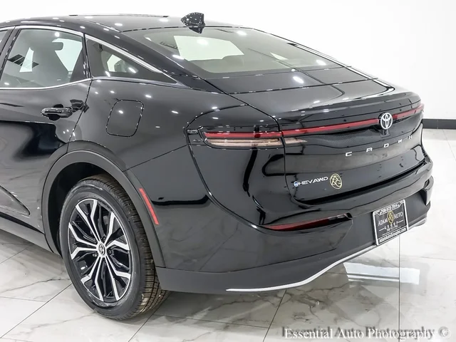 SEMINUEVOS TOYOTA Crown a Estados en autogozo