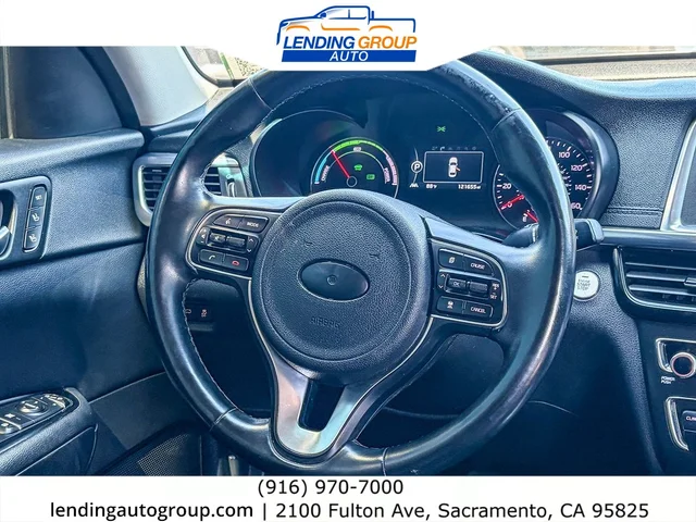 SEMINUEVOS KIA Optima Hybrid at Lending Group Auto in Sacramento