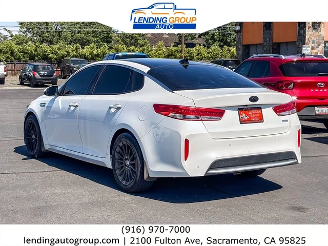 SEMINUEVOS KIA Optima Hybrid at Lending Group Auto in Sacramento