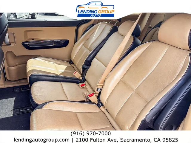 SEMINUEVOS KIA Sedona at Lending Group Auto in Sacramento
