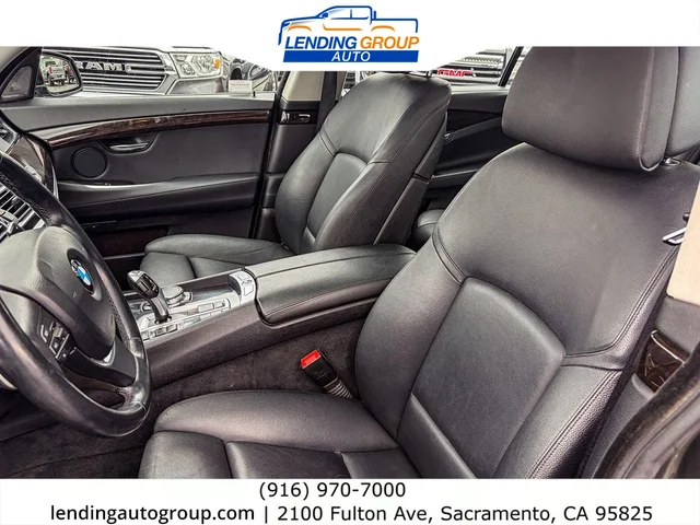 SEMINUEVOS BMW 5 Series at Lending Group Auto in Sacramento