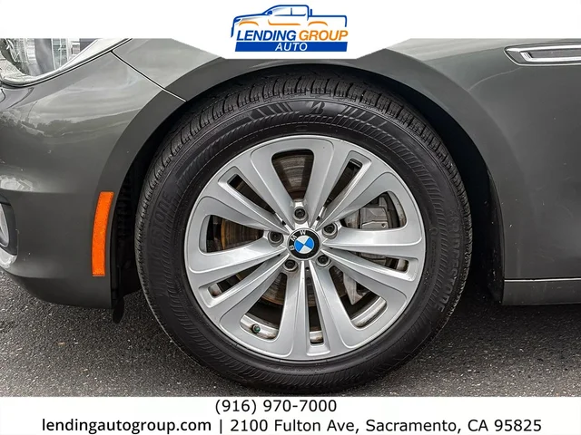 SEMINUEVOS BMW 5 Series at Lending Group Auto in Sacramento