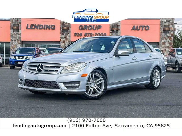 SEMINUEVOS MERCEDES-BENZ C 250 at Lending Group Auto in Sacramento