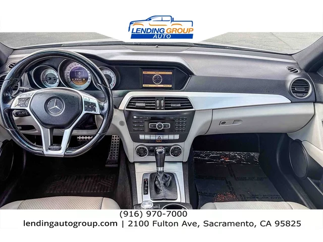 SEMINUEVOS MERCEDES-BENZ C 250 at Lending Group Auto in Sacramento