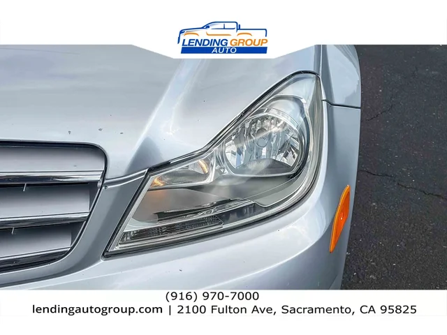 SEMINUEVOS MERCEDES-BENZ C 250 at Lending Group Auto in Sacramento
