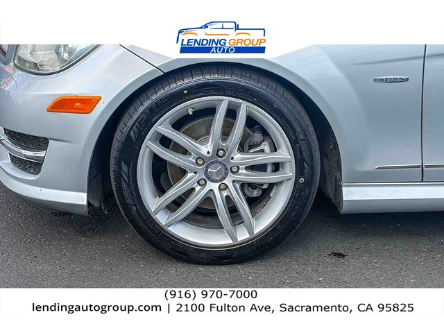 SEMINUEVOS MERCEDES-BENZ C 250 at Lending Group Auto in Sacramento