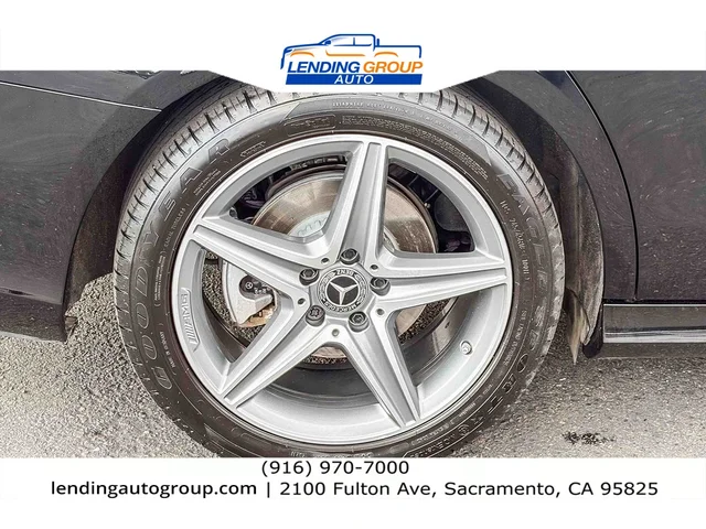 SEMINUEVOS MERCEDES-BENZ E 300 at Lending Group Auto in Sacramento