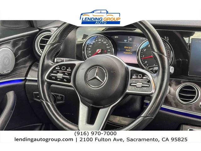 SEMINUEVOS MERCEDES-BENZ E 300 at Lending Group Auto in Sacramento