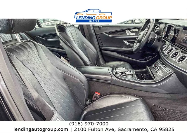 SEMINUEVOS MERCEDES-BENZ E 300 at Lending Group Auto in Sacramento