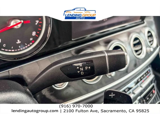 SEMINUEVOS MERCEDES-BENZ E 300 at Lending Group Auto in Sacramento