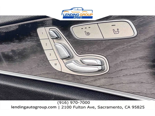 SEMINUEVOS MERCEDES-BENZ E 300 at Lending Group Auto in Sacramento