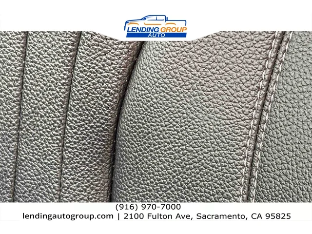 SEMINUEVOS MERCEDES-BENZ E 300 at Lending Group Auto in Sacramento