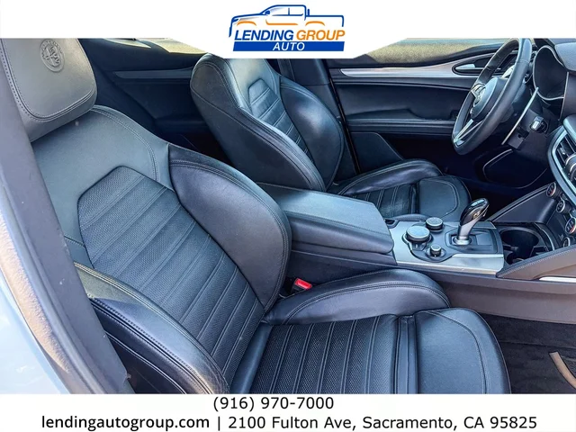 SEMINUEVOS ALFA ROMEO Stelvio at Lending Group Auto in Sacramento