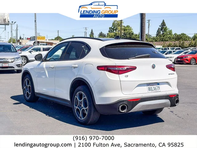 SEMINUEVOS ALFA ROMEO Stelvio at Lending Group Auto in Sacramento