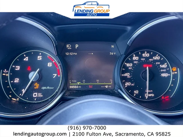 SEMINUEVOS ALFA ROMEO Stelvio at Lending Group Auto in Sacramento