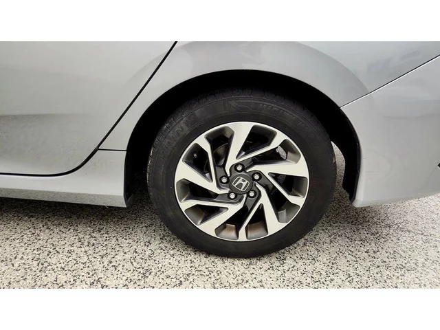 SEMINUEVOS HONDA Civic Sedan a Estados en autogozo