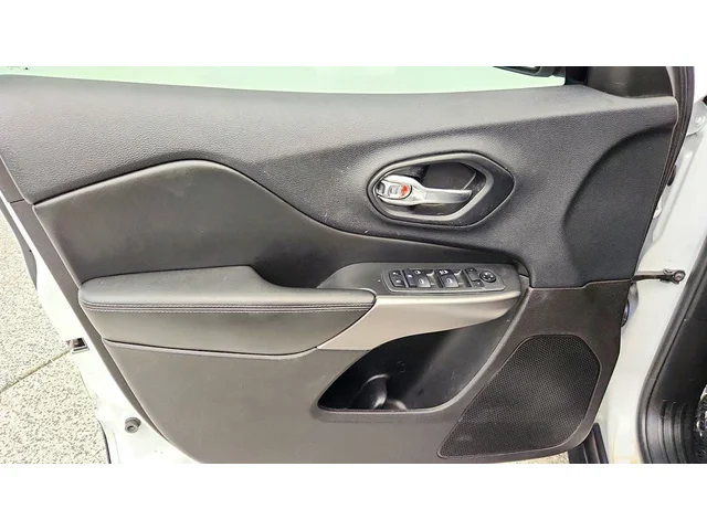 SEMINUEVOS JEEP Cherokee a Estados en autogozo