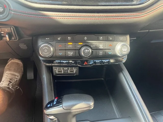 SEMINUEVOS DODGE DURANGO a Estados en autogozo