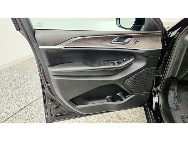 SEMINUEVOS JEEP Grand Cherokee L a Estados en autogozo