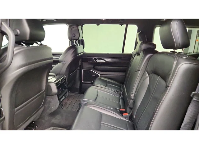 SEMINUEVOS JEEP Wagoneer a Estados en autogozo
